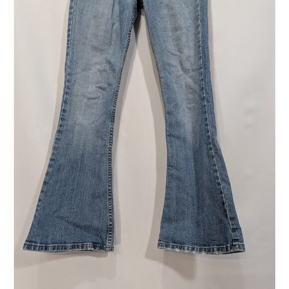 Levis 524 Too Superlow Skinny Bootcut Jeans Light Wash Women Size 3 Stretch - Picture 5 of 8